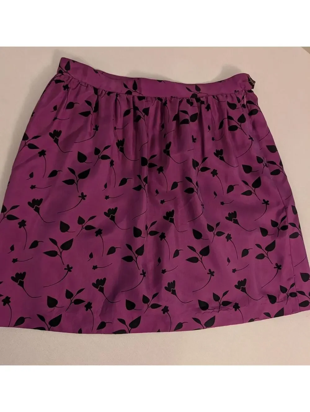 Brooks Brothers 100% Silk Skirt Magenta Violet Botanical Leaf Line Size 8